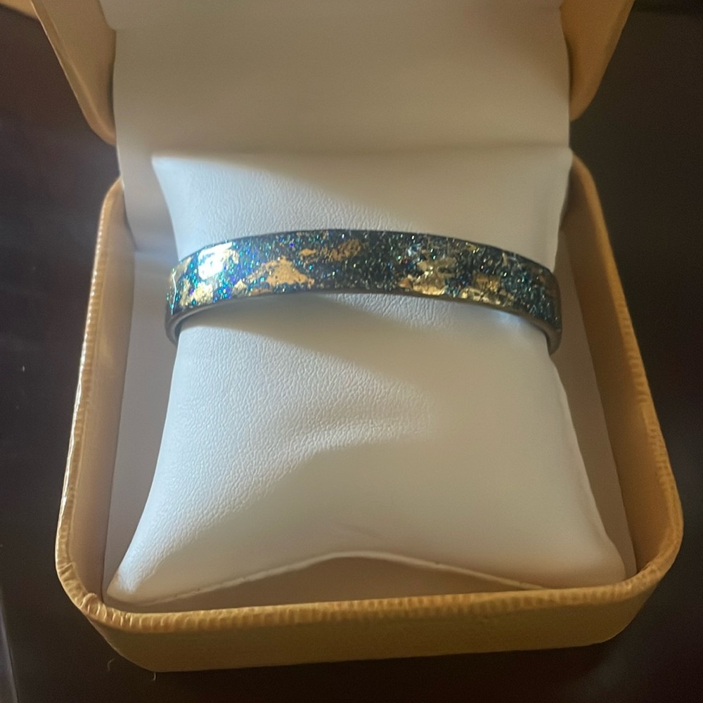Evocator bracelet